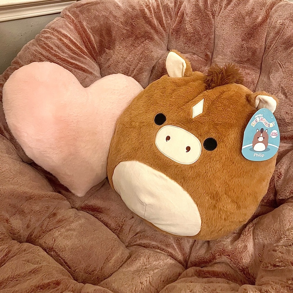 Philip Horse Fuzzamallow